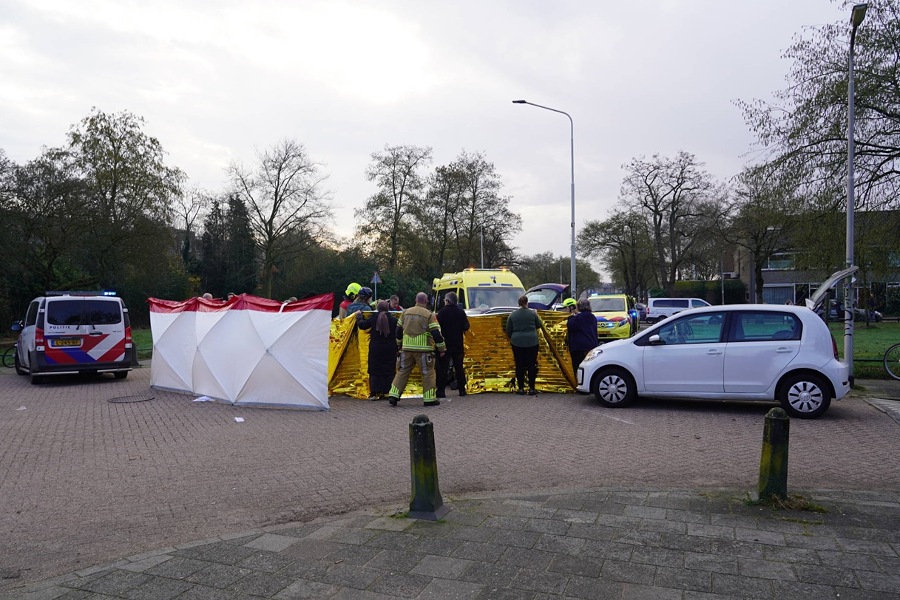 Fietser zwaargewond na aanrijding