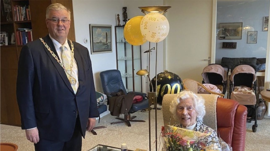 Mevrouw Aberson-Smits 100 jaar: proficiat!