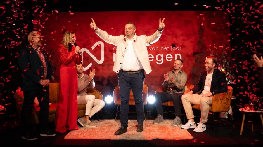 Daan Labro (DuurzaamXL) en Robert Gunsing (Mobilyze) winnen tijdens Ondernemer van het Jaar Nijmegen