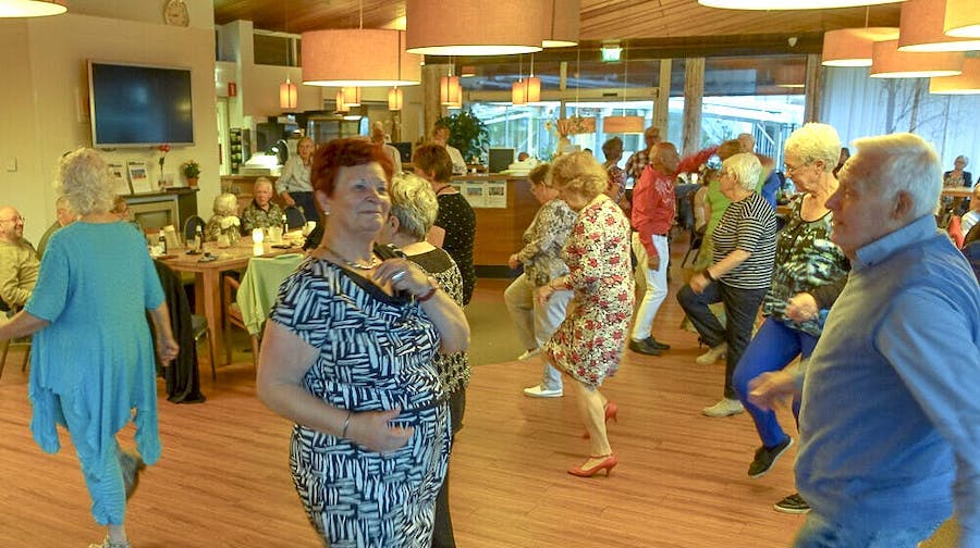 Seniorendansavond in kerstsfeer
